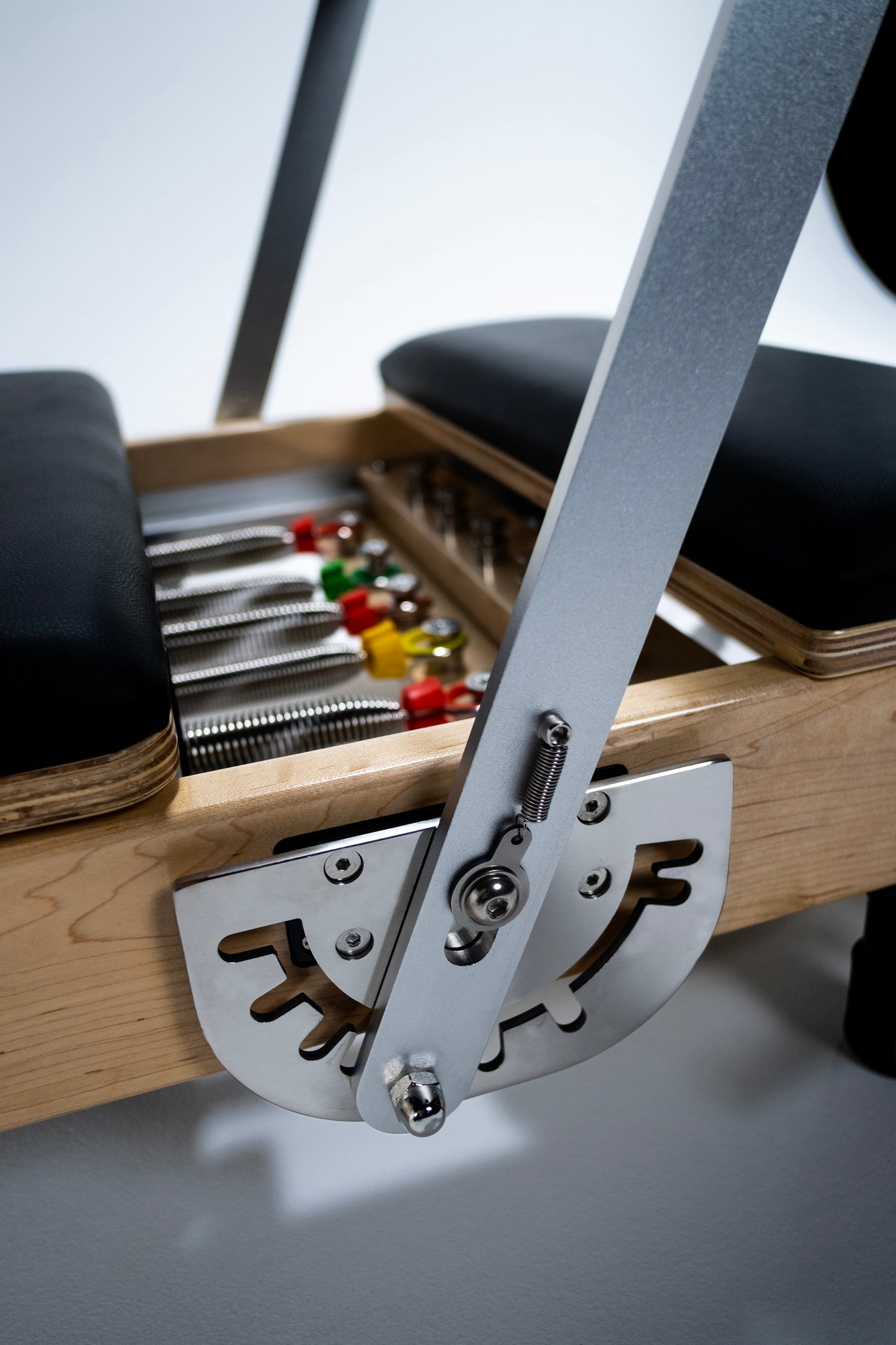 folding reformer close up details